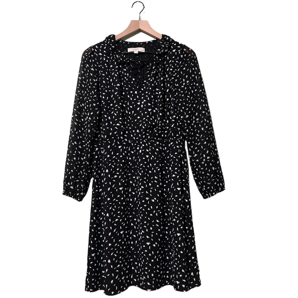 LOFT Ann Taylor Black Fit & Flare Dress White Print/Size: 6P